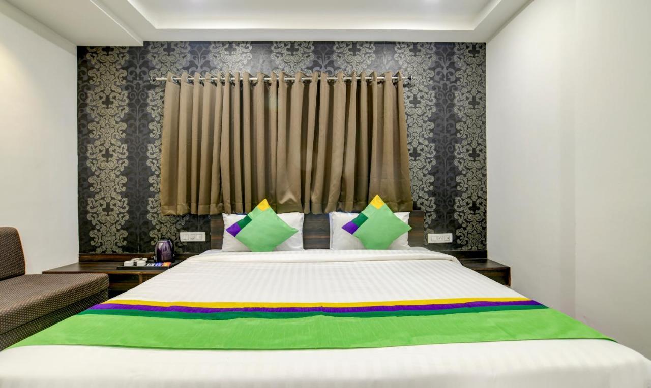 Treebo Grand Euro Pipliyahana Square Indore Esterno foto