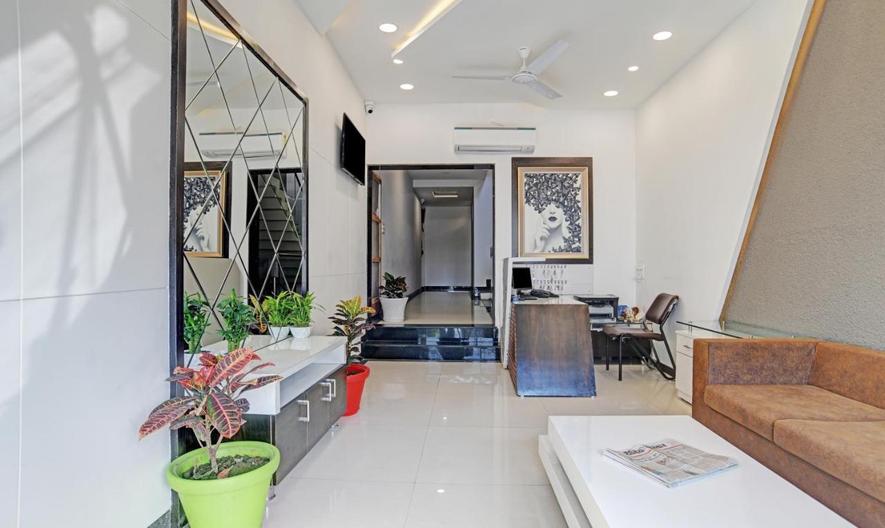 Treebo Grand Euro Pipliyahana Square Indore Esterno foto