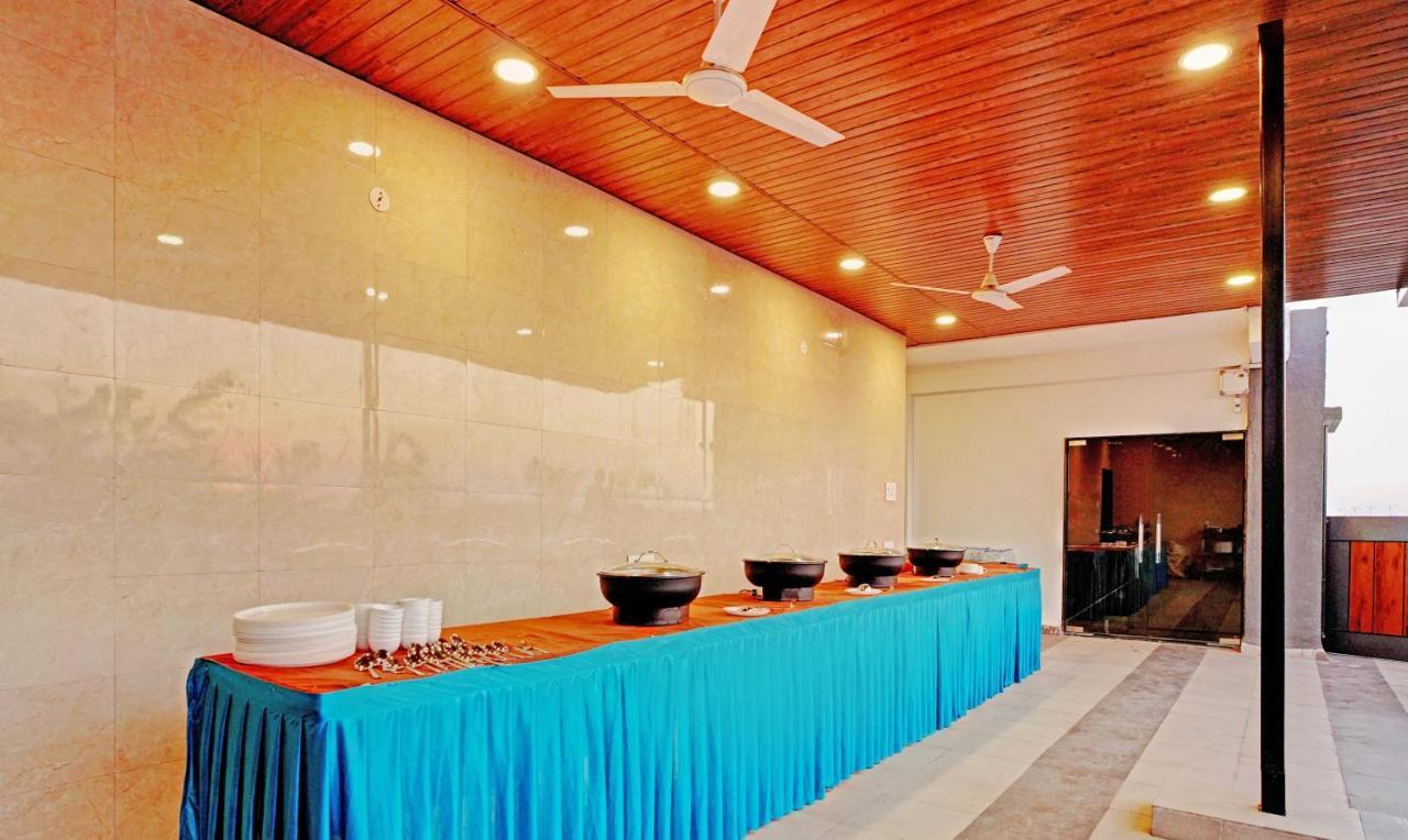 Treebo Grand Euro Pipliyahana Square Indore Esterno foto
